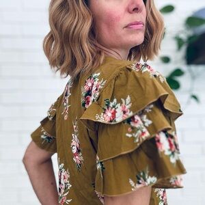 Madewell Floral V Neck Ruffle Top